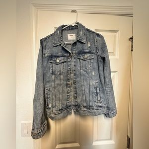 Old Navy women’s jean jacket size m